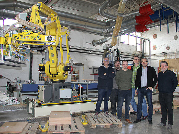 Compass Software customers Wiehl and Verschaeve visited each other.