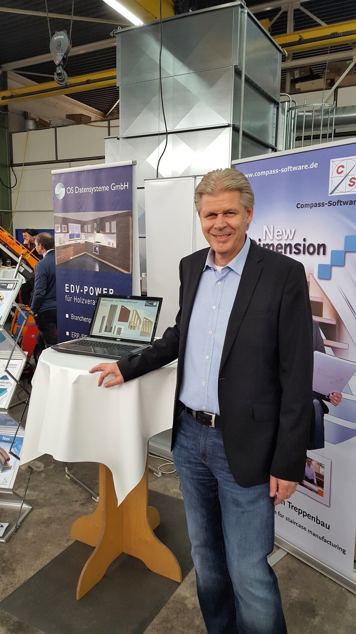 German Head of Sales Klaus Eilers exhibited at the in-house trade fair of the company Papenbroock (10/28 - 10/30/2016). 