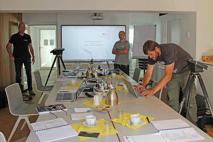 Flexijet führt im Compass Software Büro einen Workshop durch
