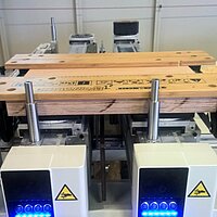 Compass Software user Droomtrappen from the Netherlands recently built his own post clamping device for CNC processing. 