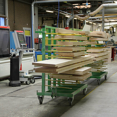 De Vries Trappen BV. Optimierte Produktionssteuerung und -kontrolle im Treppenbau