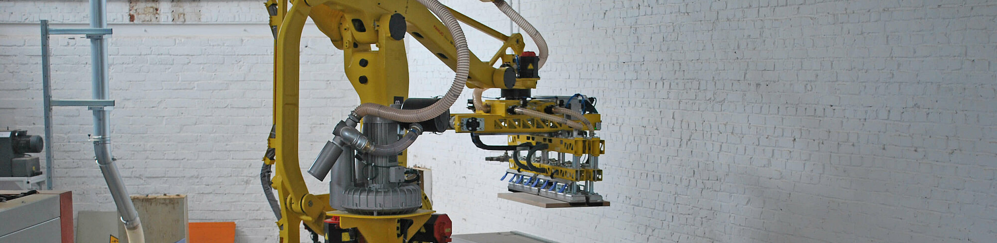 Der belgische Treppenbauer Trappen Verschaeve setzt Roboter zur Produktivitätssteigerung ein